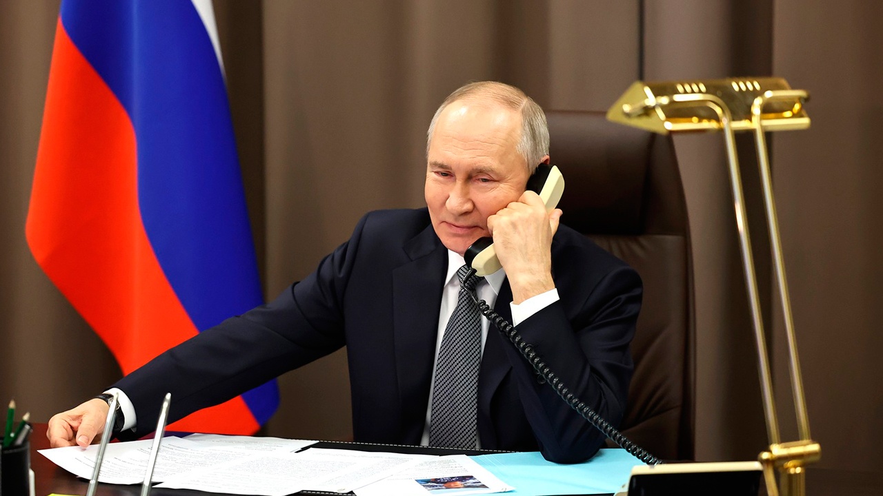 Путин провел переговоры с Токаевым, Мирзиеевым и Рахмоном Путин провел переговоры с Токаевым, Мирзиеевым и Рахмоном