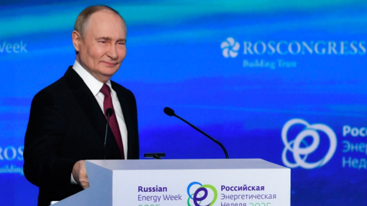 Путин шуткой ответил на отказ Европы от сотрудничества в сфере ТЭК Путин шуткой ответил на отказ Европы от сотрудничества в сфере ТЭК