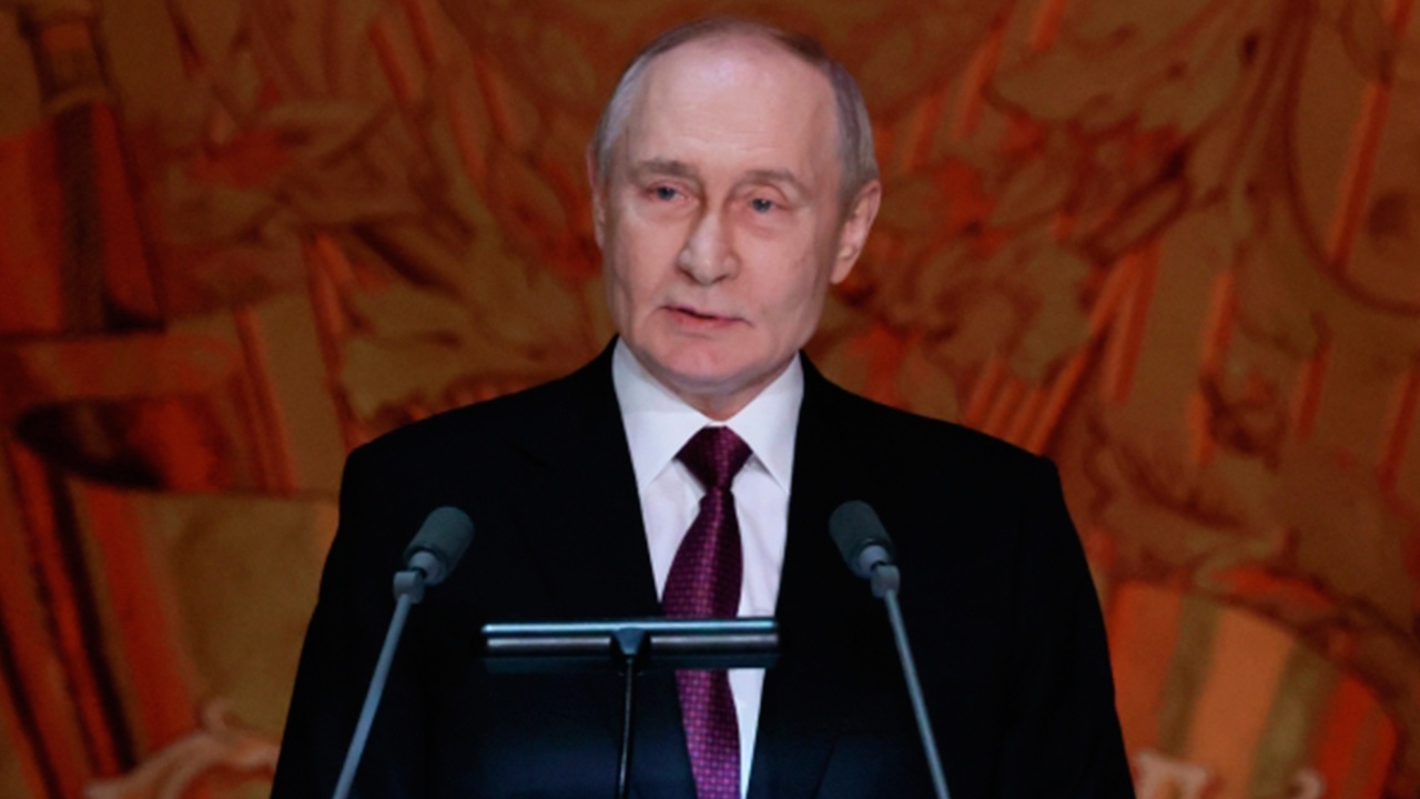 Путин поздравил участников празднования юбилея телеканала RT