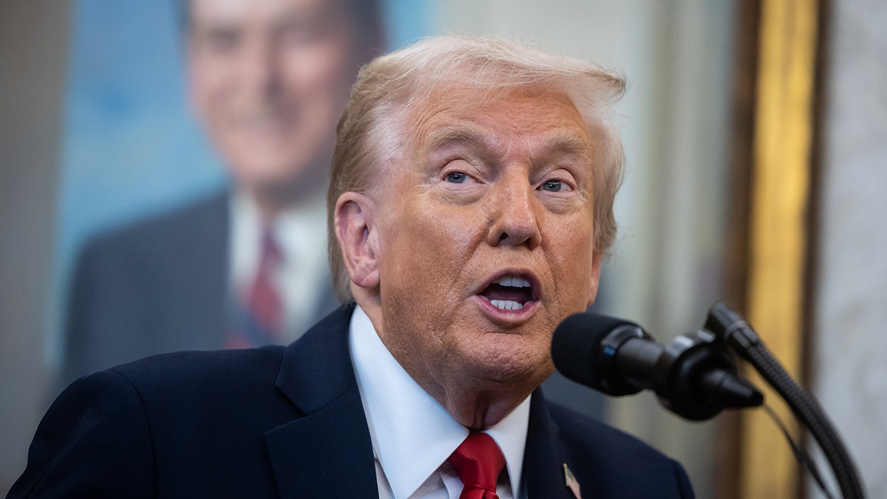 Трамп назвал интересной идею строительства туннеля между Россией и Аляской Трамп назвал интересной идею строительства туннеля между Россией и Аляской