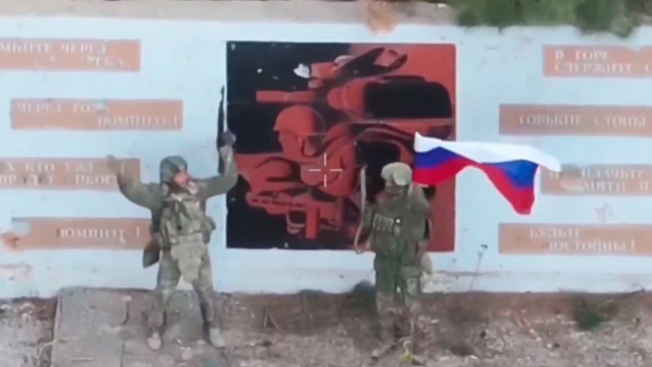 Минобороны показало видео боев за Полтавку Запорожской области Минобороны показало видео боев за Полтавку Запорожской области