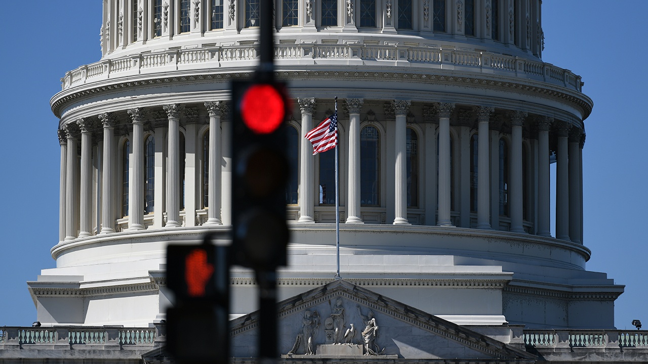 Сенат США поставил «на паузу» рассмотрение санкций против России Сенат США поставил «на паузу» рассмотрение санкций против России