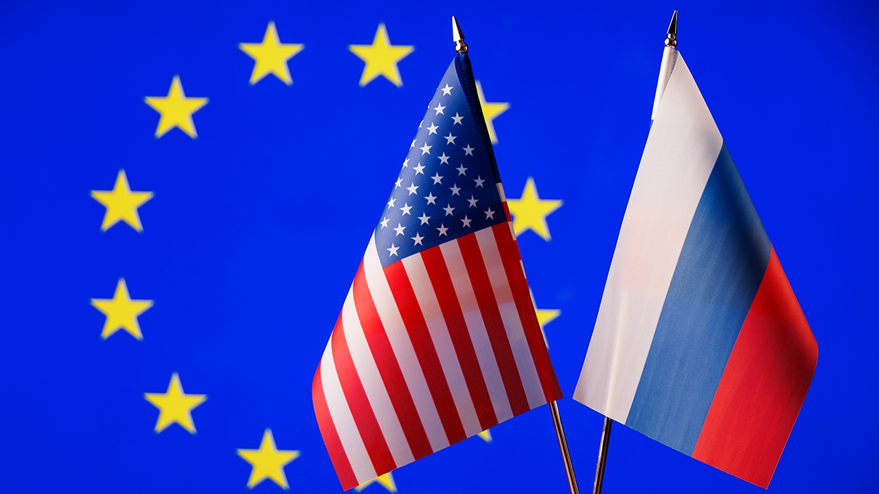 В ЕС изъявили желание поучаствовать в саммите РФ - США в Будапеште В ЕС изъявили желание поучаствовать в саммите РФ - США в Будапеште