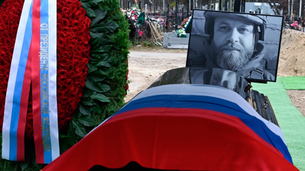 Погибшего в зоне СВО военкора Зуева посмертно наградили орденом Мужества Погибшего в зоне СВО военкора Зуева посмертно наградили орденом Мужества
