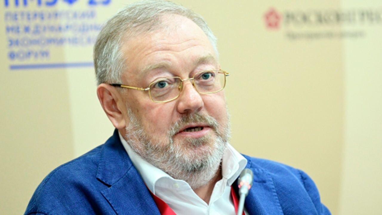 Экс-мэр Плеса Шевцов* оформил две трети городской недвижимости на родственников Экс-мэр Плеса Шевцов* оформил две трети городской недвижимости на родственников