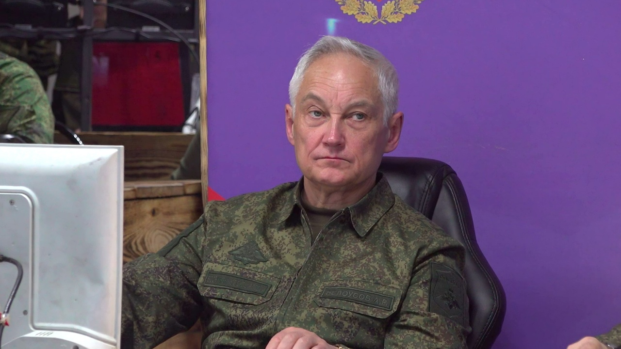 Белоусов проинспектировал группировку войск «Юг»
