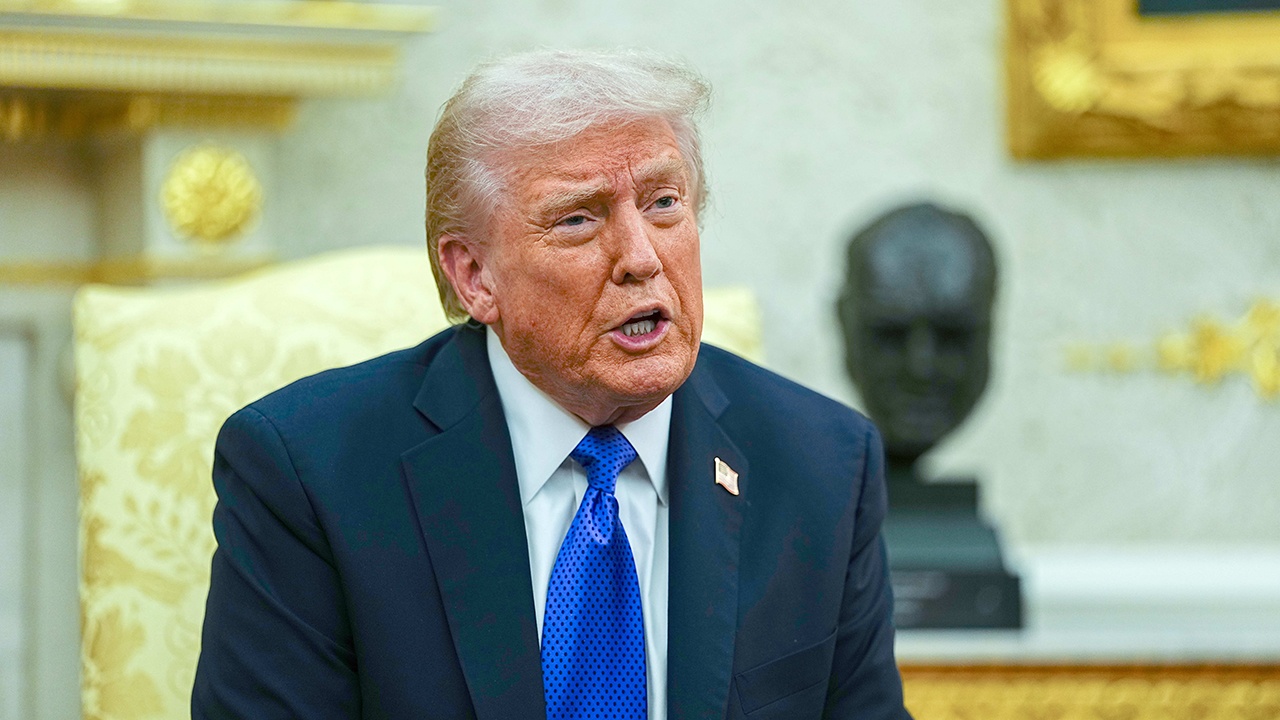 В США заявили, что Трамп ищет способы надавить на Зеленского В США заявили, что Трамп ищет способы надавить на Зеленского