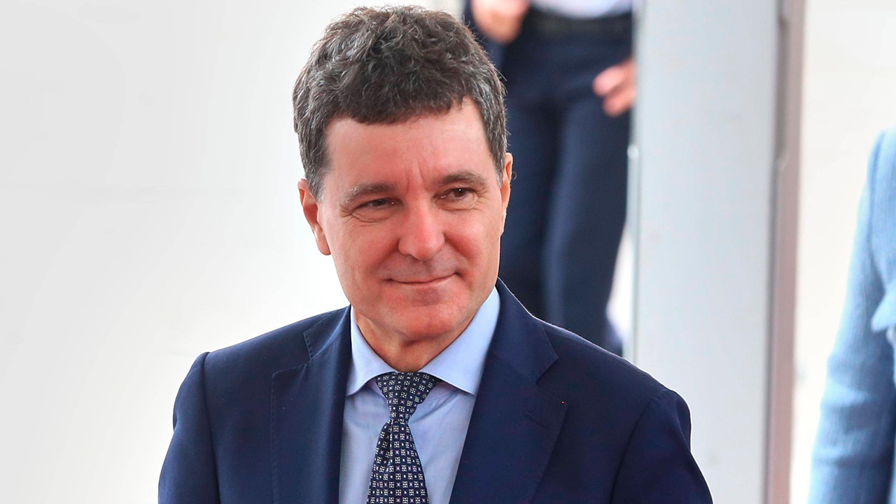 Румынского лидера освистали за поддержку Украины Румынского лидера освистали за поддержку Украины