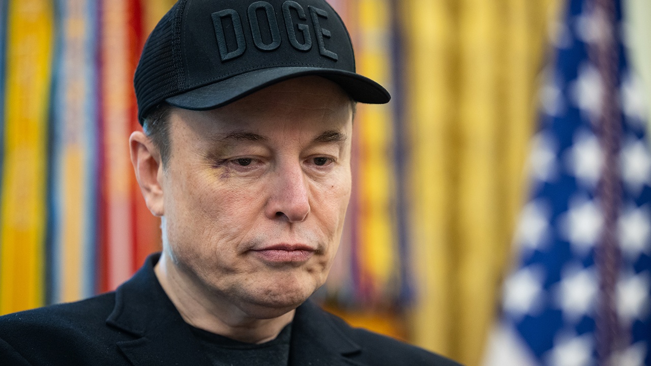 CNBC News: без выплаты $1 трлн Маск может уйти из Tesla CNBC News: без выплаты $1 трлн Маск может уйти из Tesla