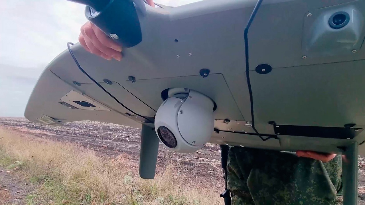 Операторы дрона «Скат 350М» вскрыли позиции ВСУ в Харьковской области Операторы дрона «Скат 350М» вскрыли позиции ВСУ в Харьковской области