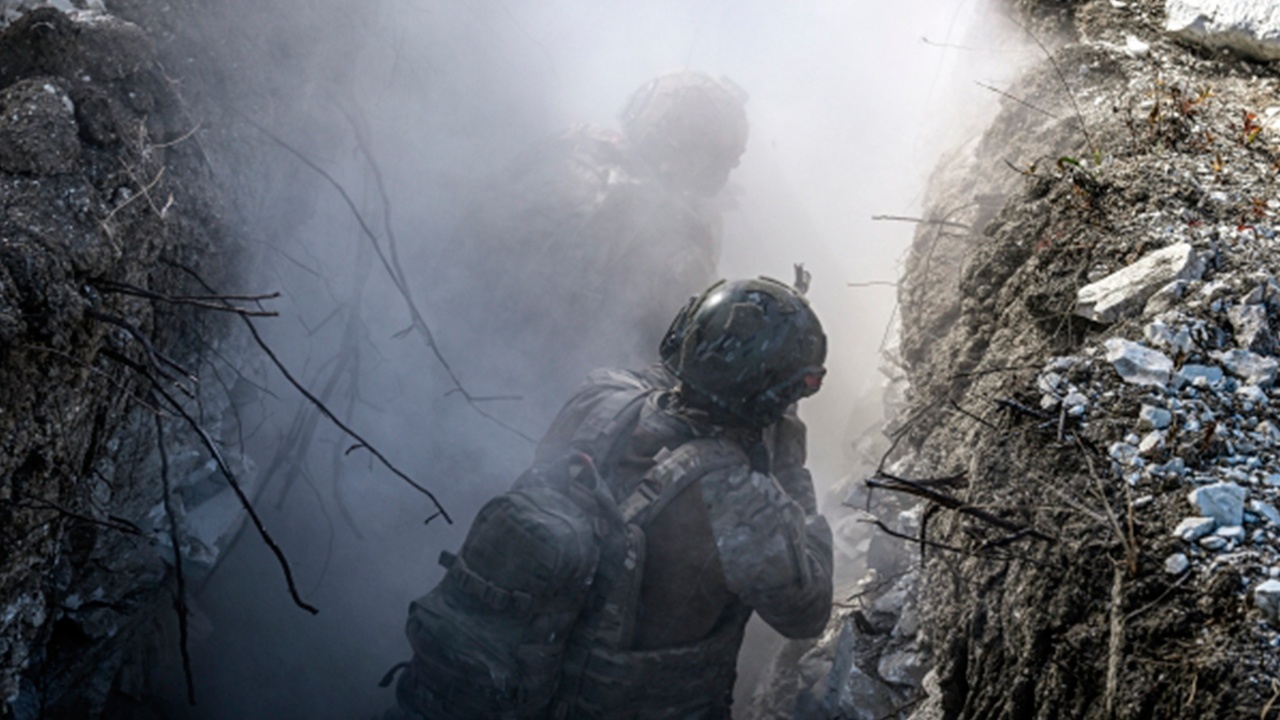 Путин: российские войска идут вперед на всех участках в зоне спецоперации Путин: российские войска идут вперед на всех участках в зоне спецоперации