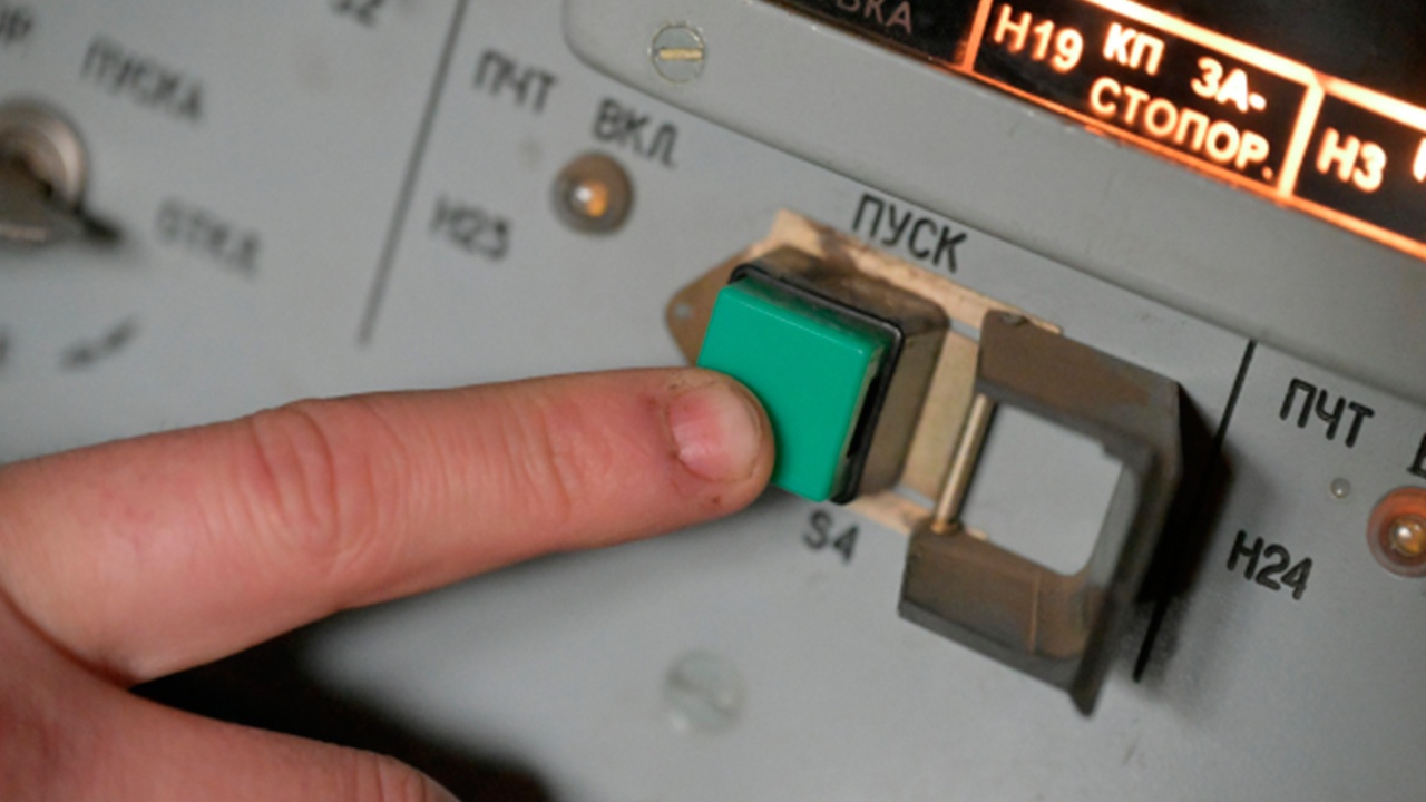 Силы ПВО сбили два дрона, летевших на Москву Силы ПВО сбили два дрона, летевших на Москву