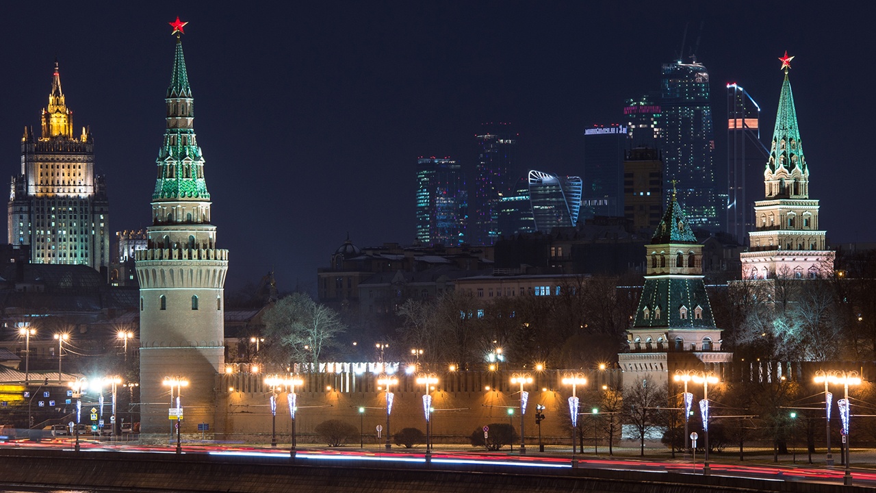 Собянин сообщил о четырех сбитых дронах, летевших на Москву Собянин сообщил о четырех сбитых дронах, летевших на Москву