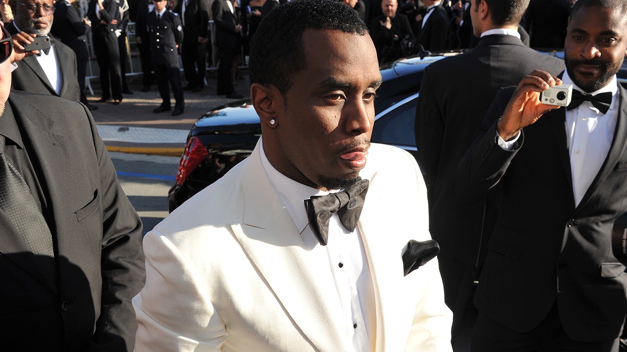 Появилось первое фото P. Diddy в тюрьме Появилось первое фото P. Diddy в тюрьме