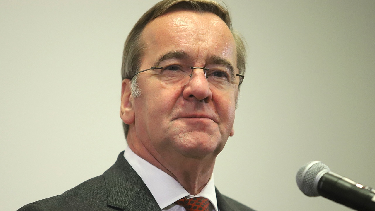 Персонаж Писториус появился в новом выпуске комикса «Астерикс» Персонаж Писториус появился в новом выпуске комикса «Астерикс»