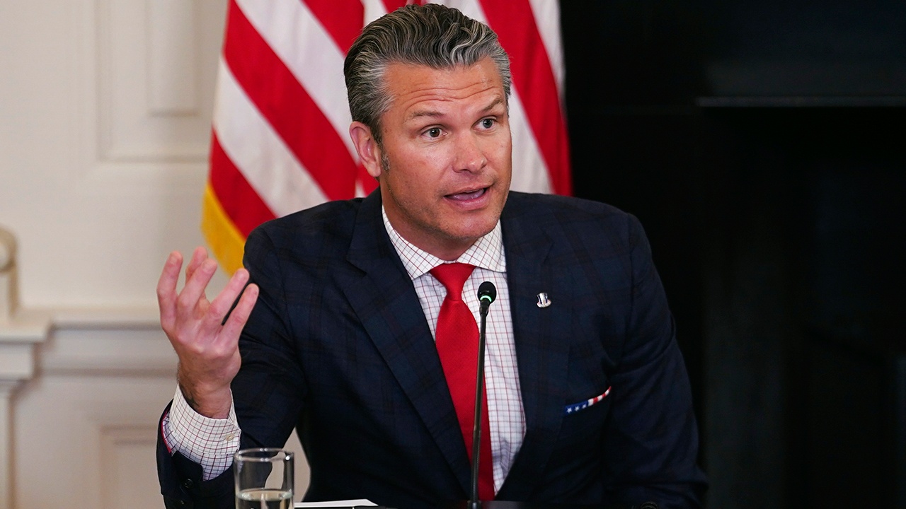 Хегсет: Пентагон готовится к действиям против Нигерии Хегсет: Пентагон готовится к действиям против Нигерии