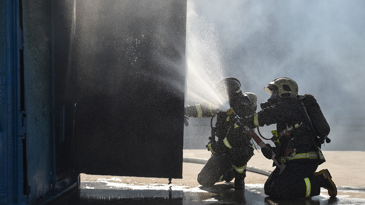 После ночной атаки дронов на Туапсе повреждены два иностранных судна После ночной атаки дронов на Туапсе повреждены два иностранных судна
