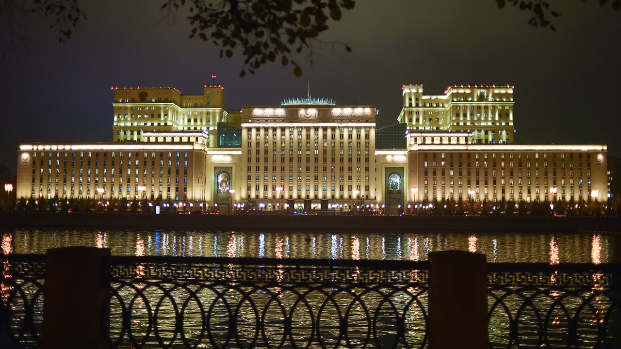 За ночь над регионами России сбили 164 беспилотника За ночь над регионами России сбили 164 беспилотника