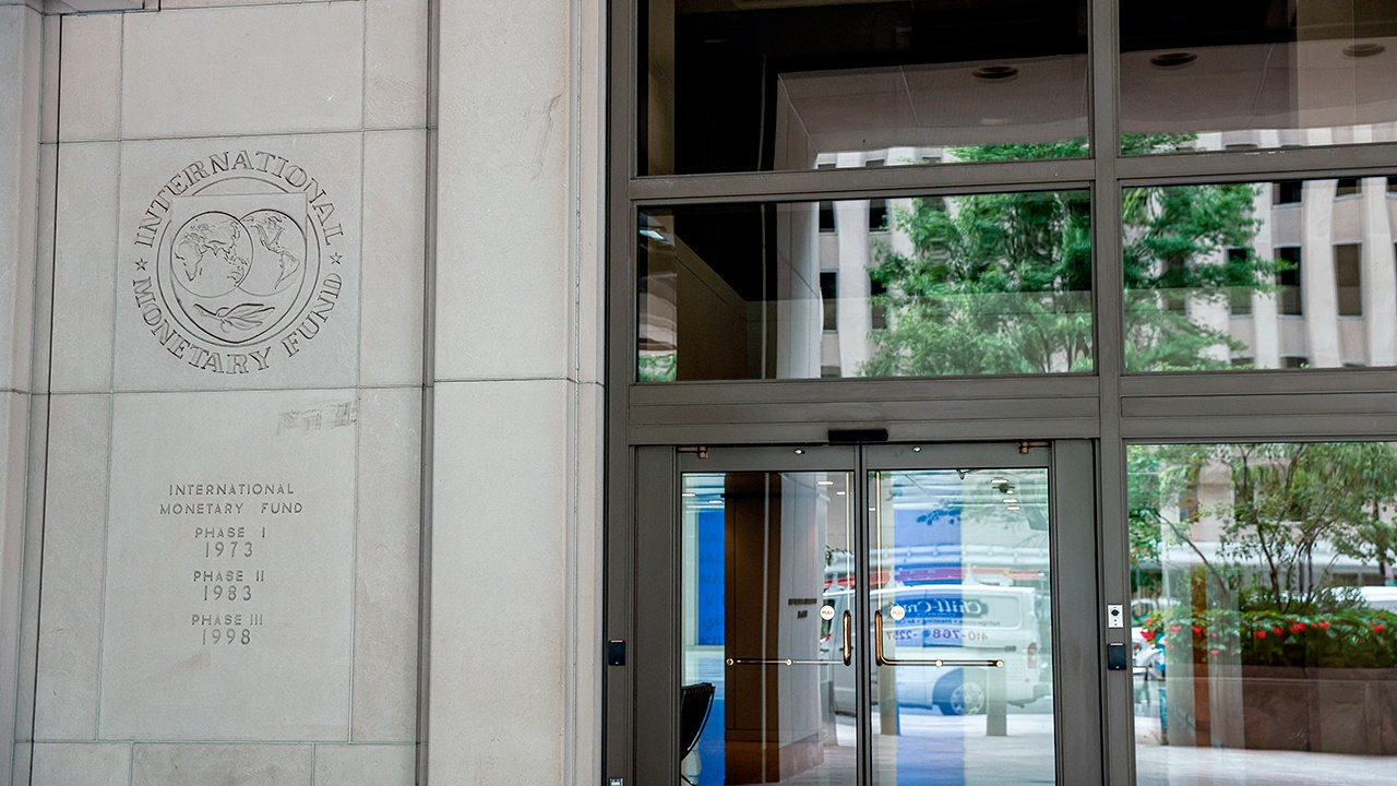 МВФ может прекратить финансовую поддержку Украины