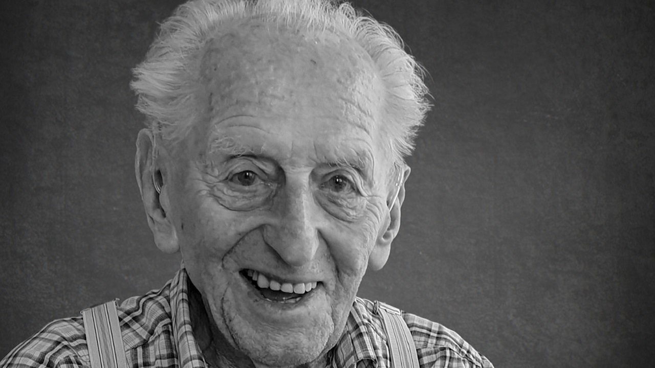 Старейший житель Германии скончался в возрасте 110 лет