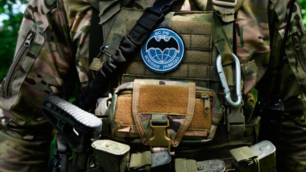 Белоусов поздравил военных разведчиков с профессиональным праздником