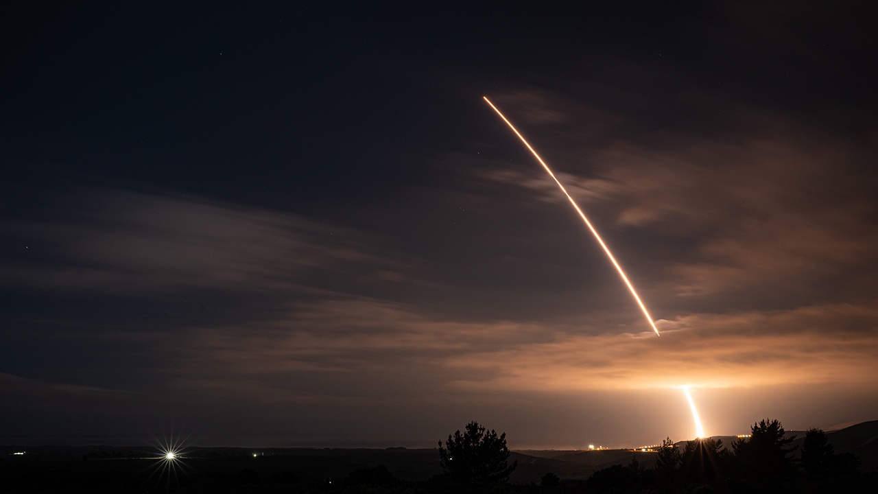 США провели тестовый пуск межконтинентальной ракеты Minuteman III