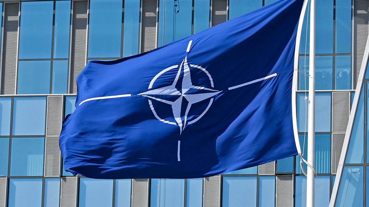 Песков посоветовал НАТО прислушиваться к словам Путина