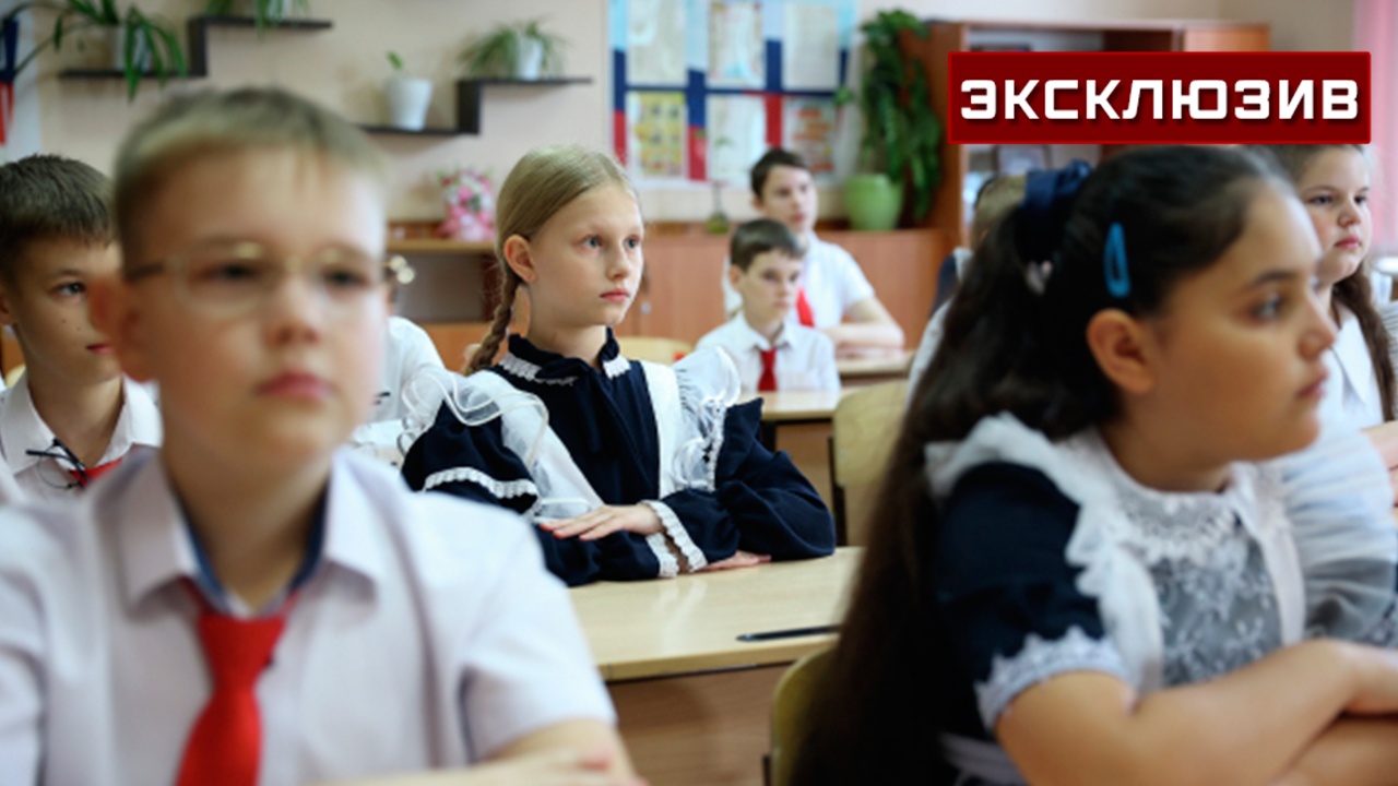 В Минпросвещения заявили, что нет оснований менять сроки обучения в школах