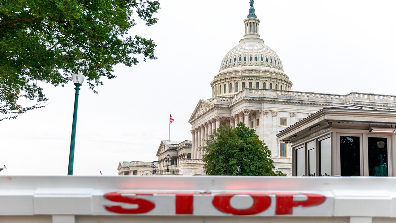 В Белом доме оценили урон от продолжающегося шатдауна