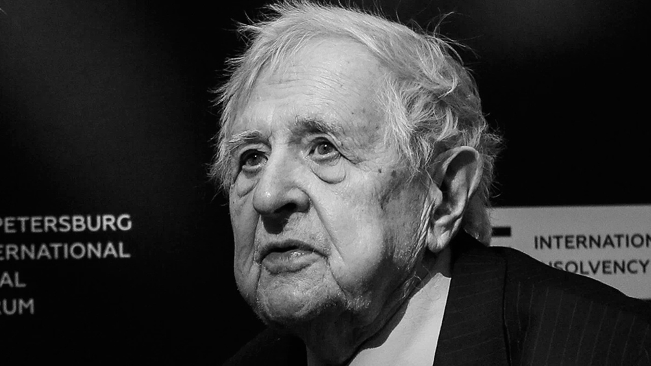 Умер профессор СПбГУ, у которого учились Путин и Медведев