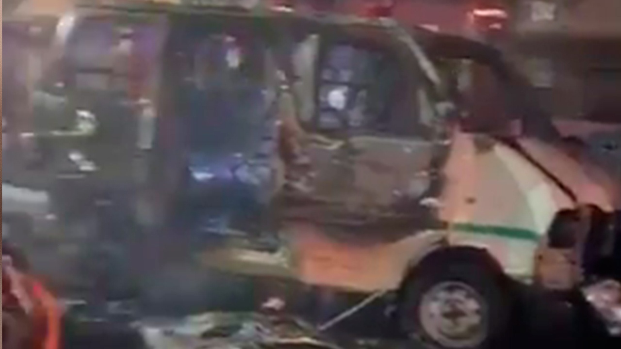 При взрыве у метро в центре Нью-Дели погибли восемь человек