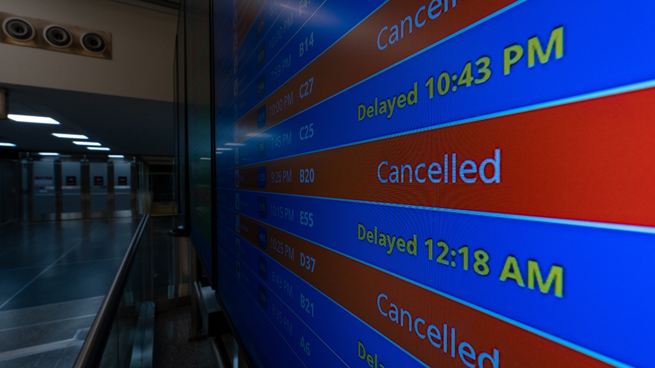 В США отменили или задержали более 10 тысяч рейсов из-за шатдауна