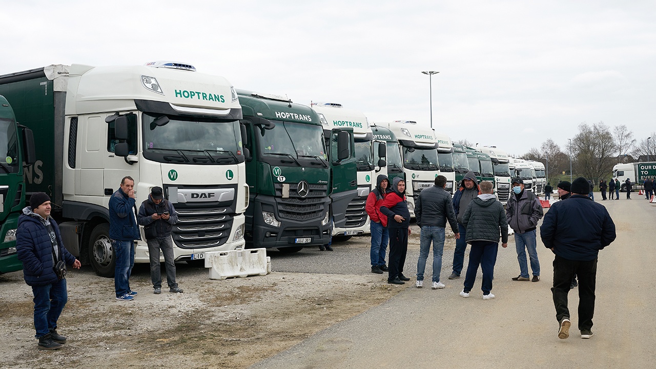 Литва повторно попросит Белоруссию открыть коридор для застрявших фур