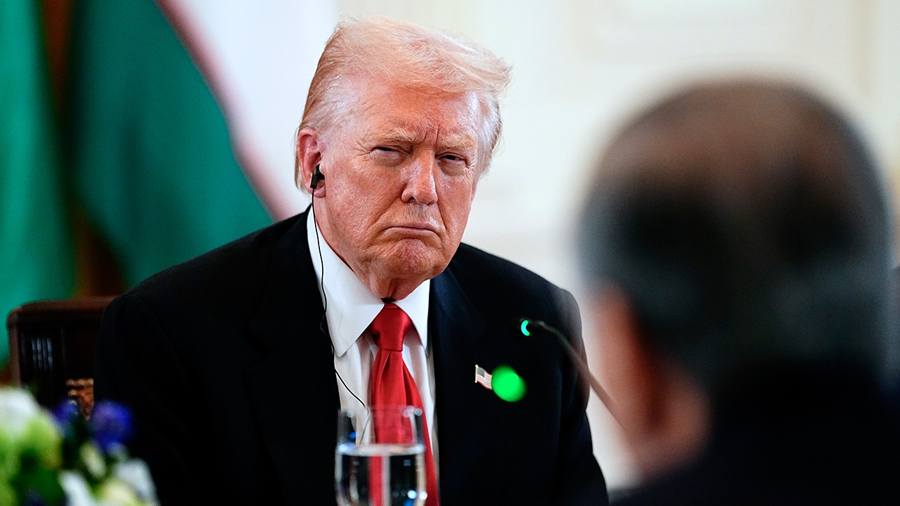 Трамп пожаловался на дефицит рабочих для производства боевых ракет