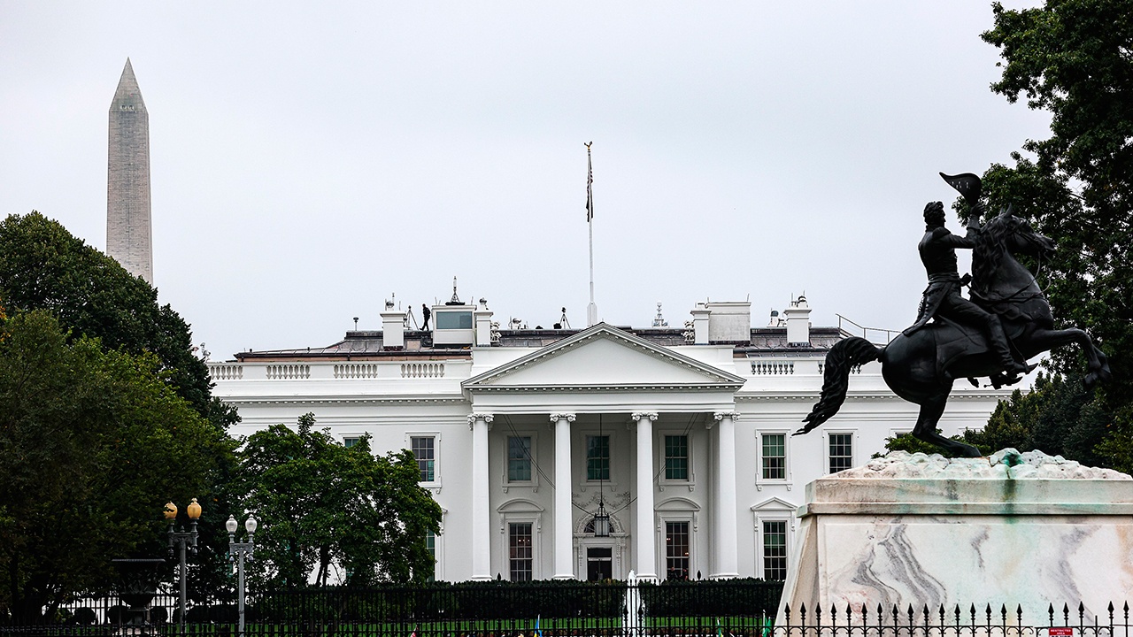 США признали террористами четыре движения анархистов и антифа в Европе