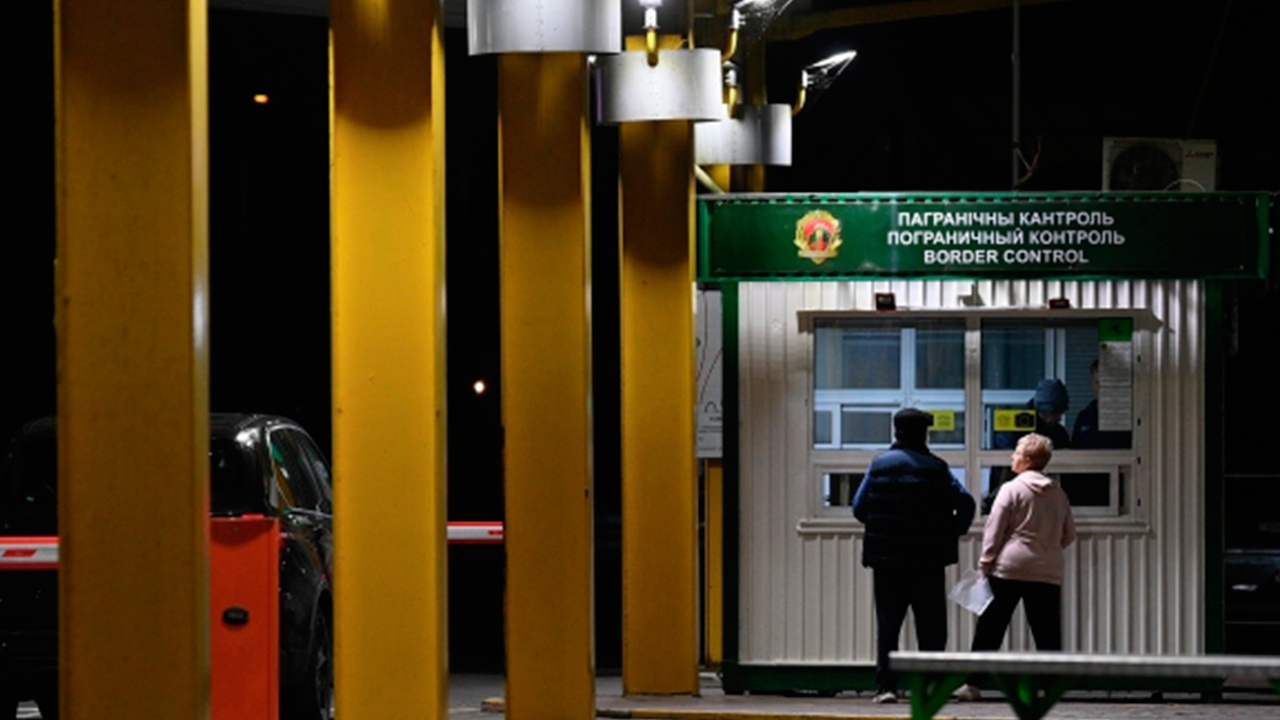 Польша начала возводить второе заграждение на границе с Белоруссией