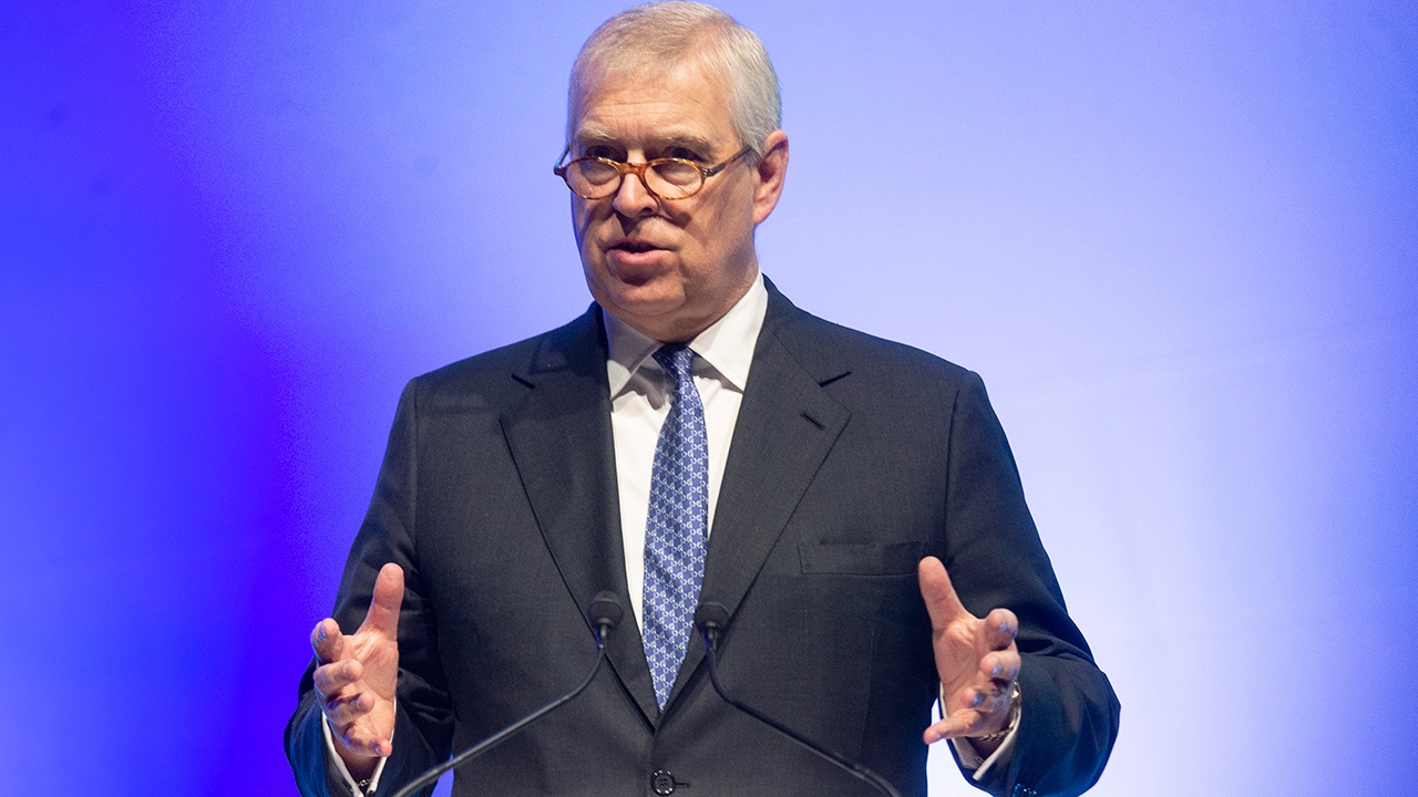 Брат короля Эндрю просил Эпштейна отрицать его соучастие в преступлениях 