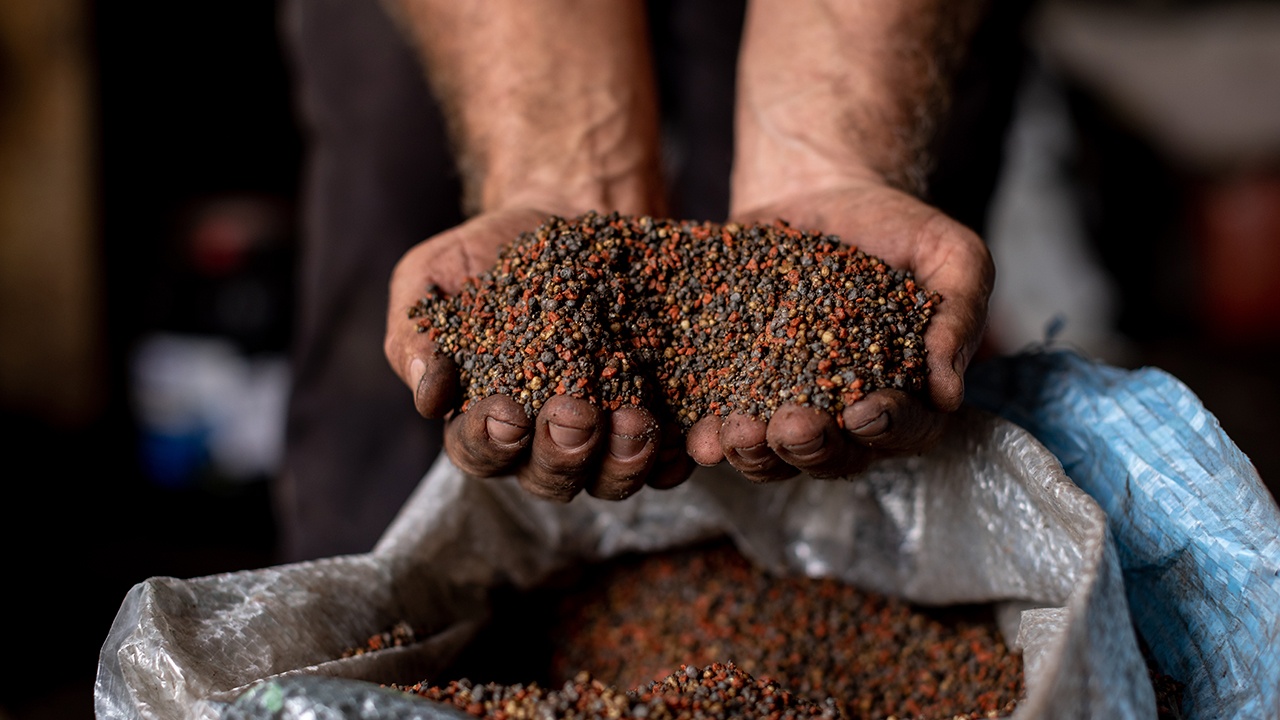 Россия продала в Евросоюз удобрений на рекордные 1,3 миллиарда евро