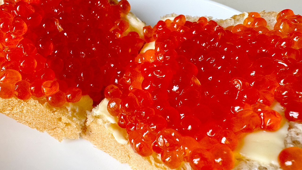 Росрыболовство: красную икру в холодильнике можно хранить до года