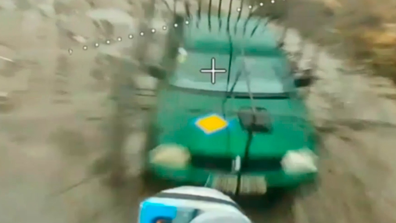 Дроноводы сожгли машины ВСУ при попытке прорваться в Купянск