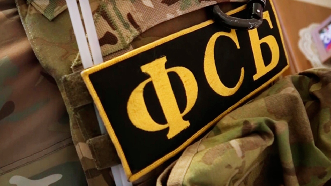 Пресечена попытка поджога здания администрации города Великие Луки