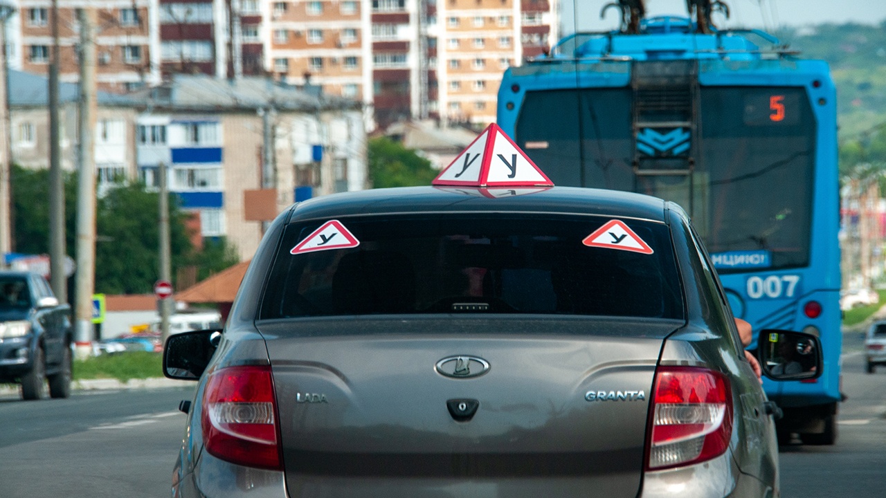 В России могут внедрить ИИ в процесс сдачи экзамена на права