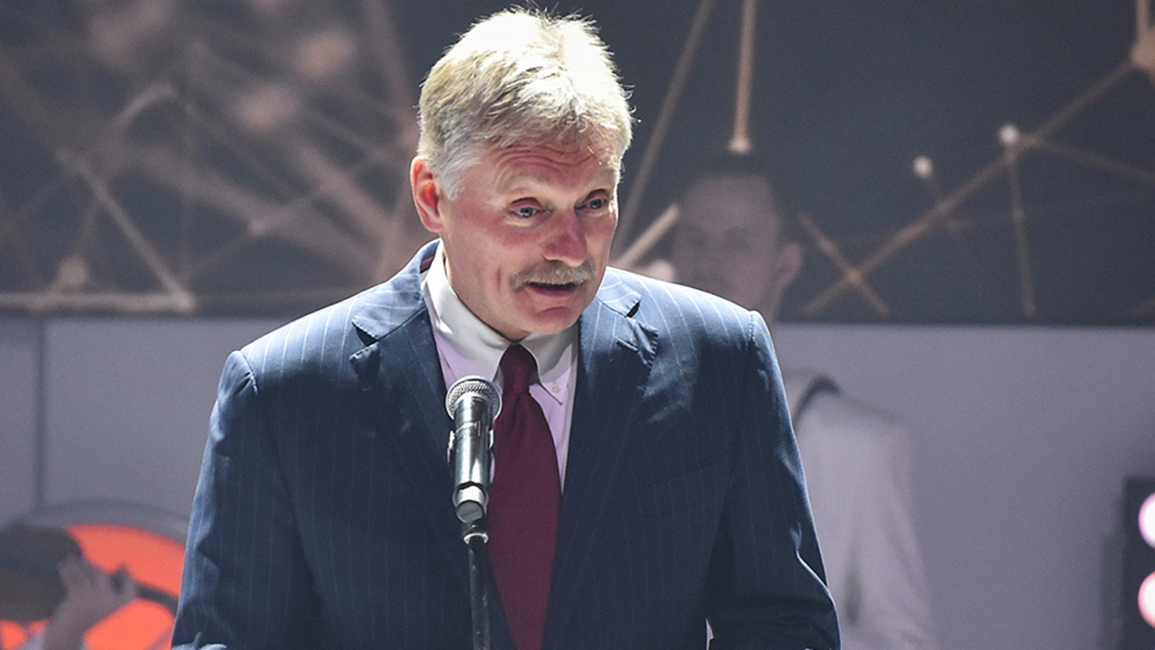 Песков: РФ и США должны определиться с уровнем контактов по мирному плану