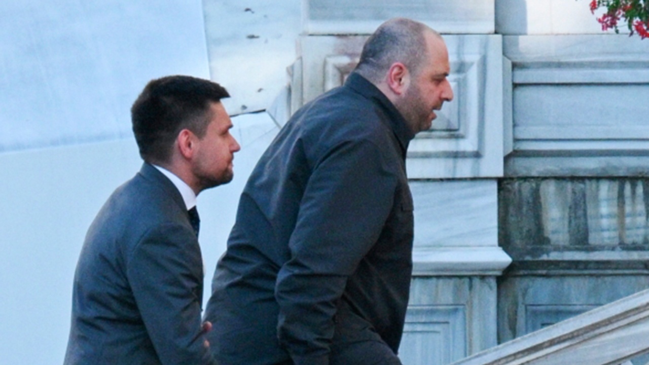 НАБУ подготовило подозрение в хищении денег секретарю СНБО Умерову