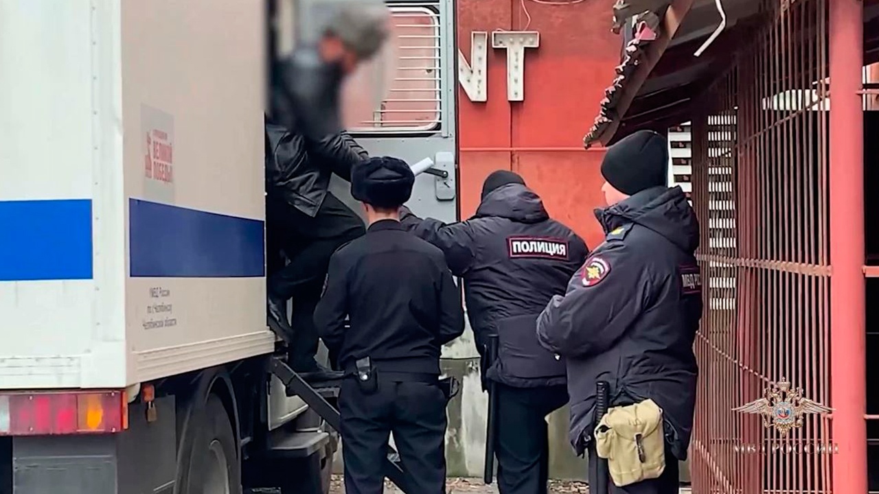 На Урале раскрыли банду, которая похищала выплаты участников СВО