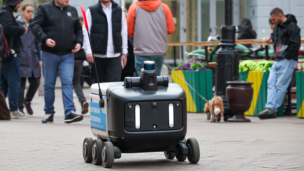 В Москве определили правила работы для роботов-доставщиков