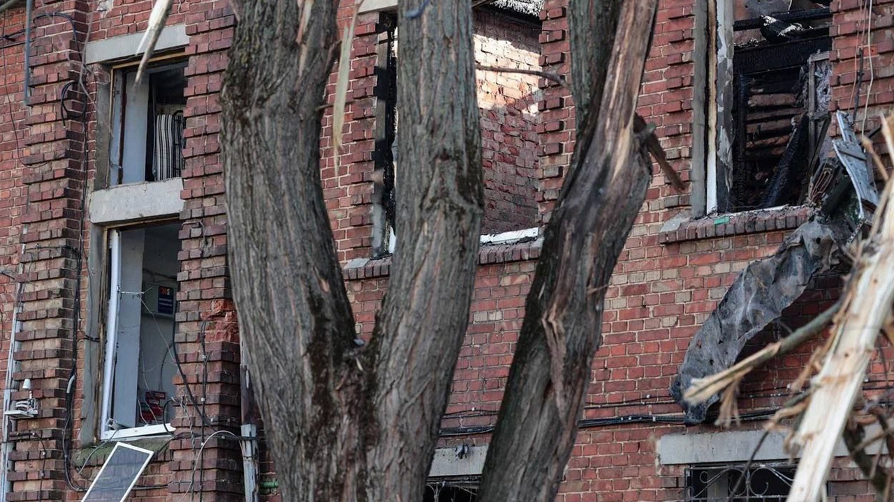 Студенты и детсадовцы из пострадавших зданий в Таганроге перейдут в другие 