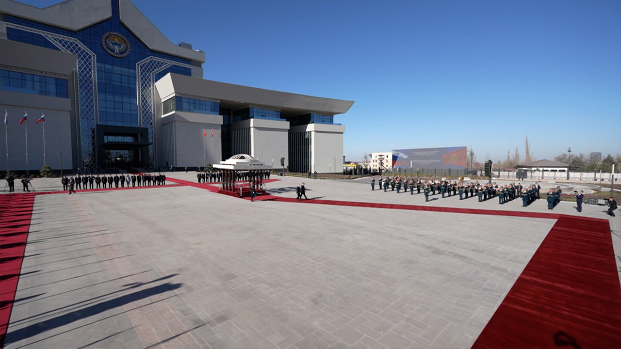 Путин прибыл в резиденцию «Ынтымак Ордо» на встречу с Жапаровым