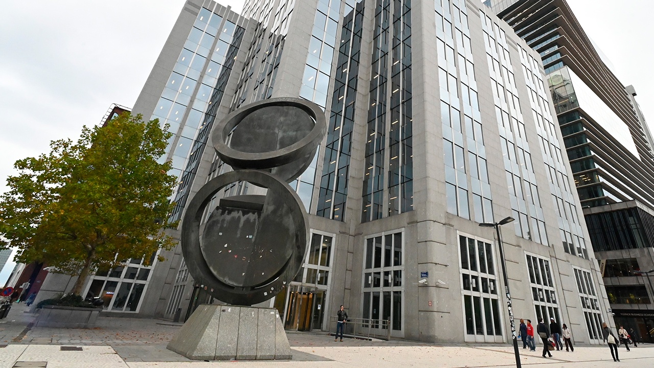 Глава Euroclear назвала риски кредита Киеву за счет активов России