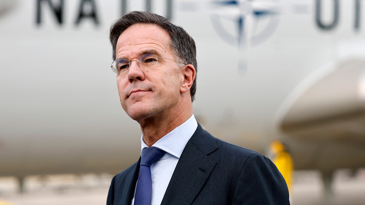 Генсек НАТО не смог назвать верное количество стран-основателей Альянса